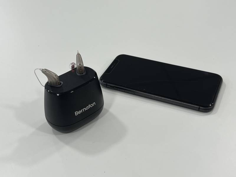 Comment obtenir des appareils auditifs avec communication bluetooth sur téléphone chez un audioprothésiste à Belley