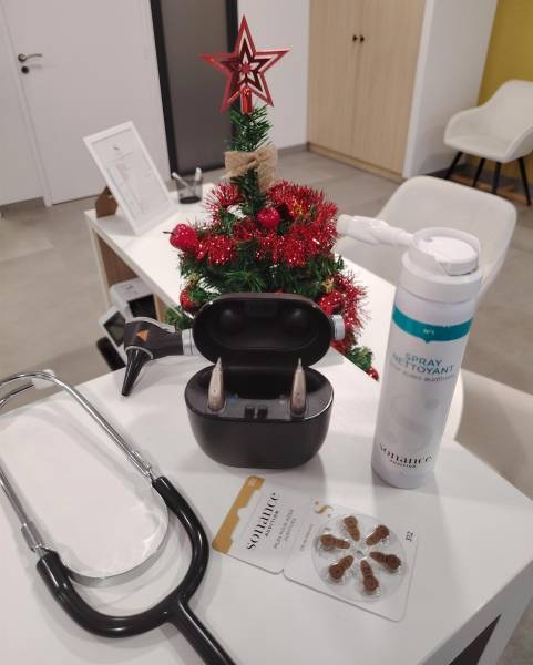 Anticiper ses besoins et rendez-vous de contrôle pour ses appareils auditifs avant les fêtes de fin d'années pour profiter pleinement des moments en famille aux Avenières